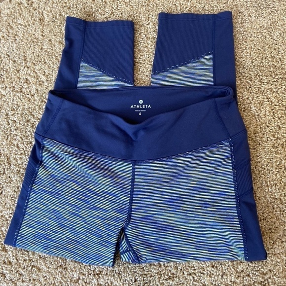 Athleta Capri Yoga Leggings, Small - Picture 8 of 9